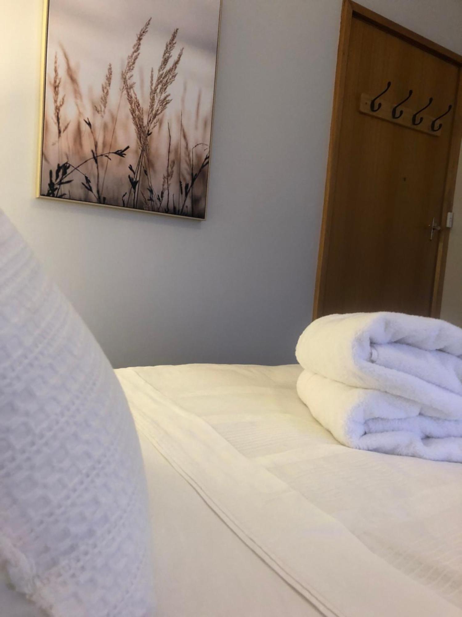 Lovely Budget Vegan Homestay Launceston Kültér fotó