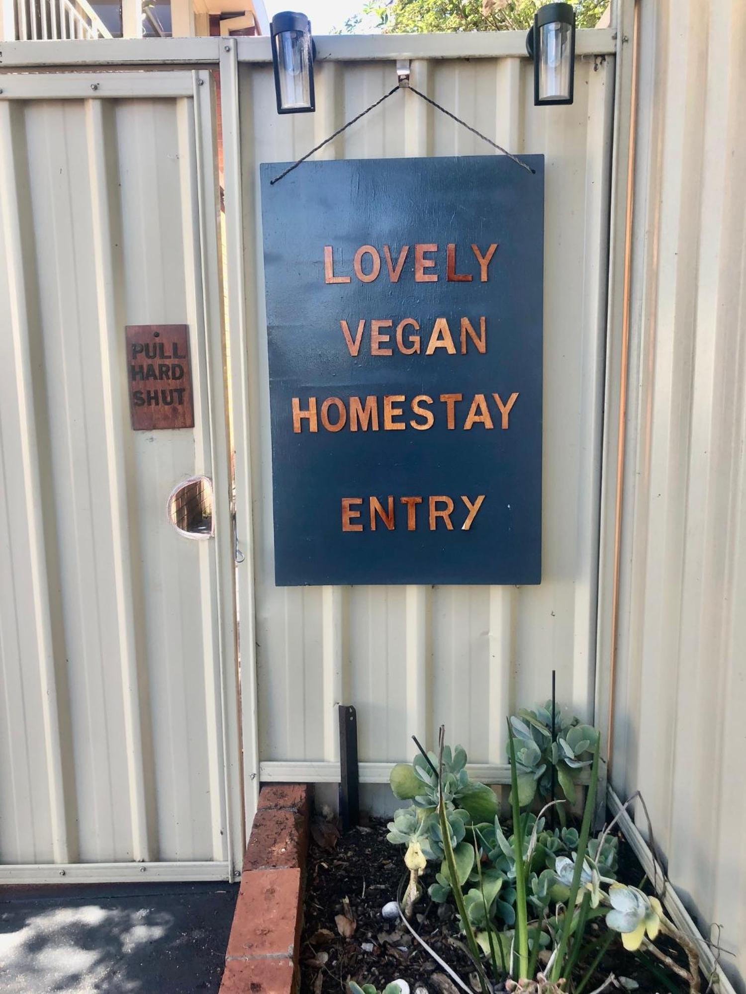 Lovely Budget Vegan Homestay Launceston Kültér fotó